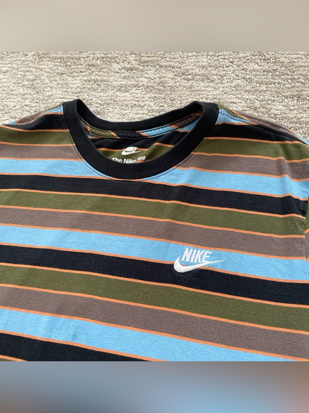 Nike Sportswear Club Striped T-Shirt Mens Size Large Multicolor Short Sleeve